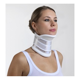 COLLARE CERVICALE RIGIDO CON MENTONIERA GIBAUD ORTHO MISURA 2 - Farmacia-flash.it