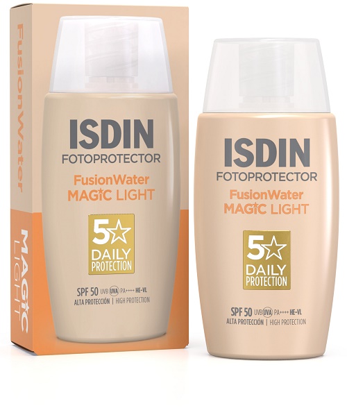 FUSION WATER MAGIC COLOR LIGHT SPF50 50 ML - Farmacia-flash.it