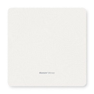 MEDICAZIONE BIATAIN IN SCHIUMA DI POLIURETANO ASSORBENTE SENZA BORDO IN SILICONE 10X10 CM 10 PEZZI - Farmacia-flash.it